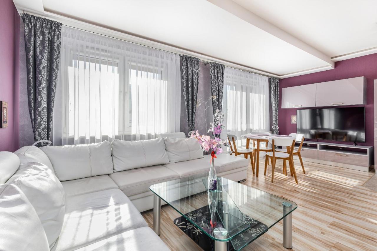 Osiedle Bocianie Gniazdo By Noclegi Renters Kolberg Exterior foto